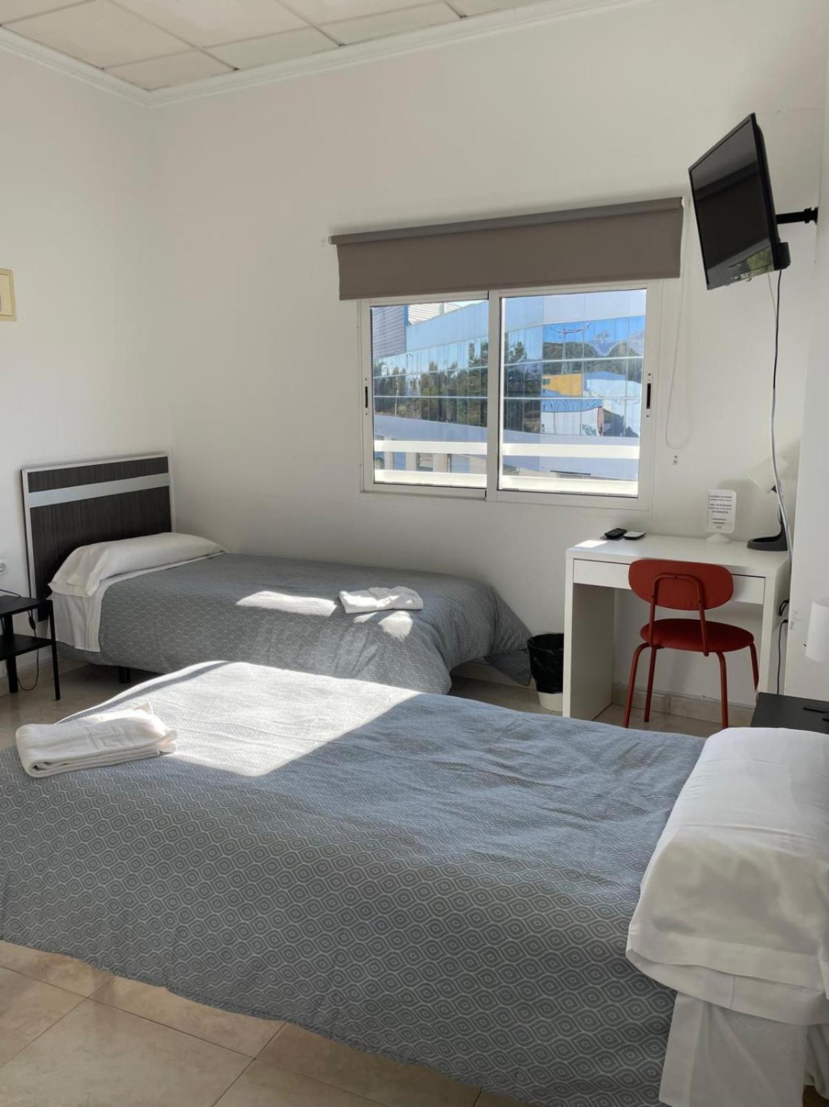 Hostal Kaizen La Nucía Zewnętrze zdjęcie