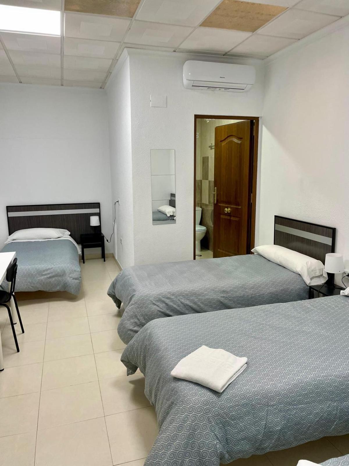 Hostal Kaizen La Nucía Zewnętrze zdjęcie